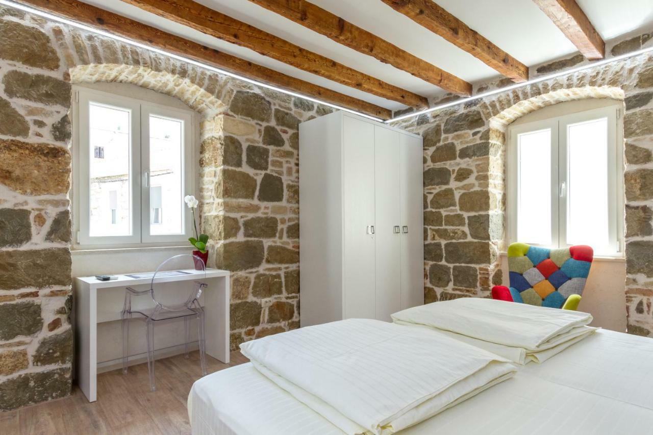 Studio Central Split Extérieur photo